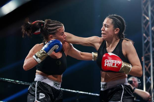 Zagreb: Borilački spektakl Golden Fight 8, borba Karmela Makelja - Helena Wsciubiak