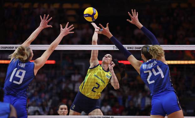 Women's World Championships - Semi Final - Italy v Brazil