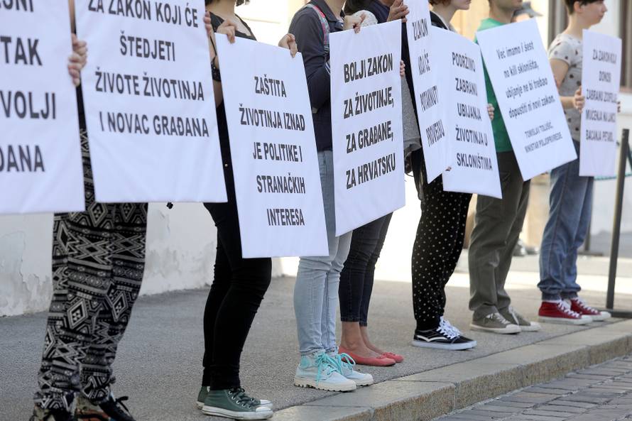 Povećali rodiljne naknade: Za nezaposlene odsad 2328 kuna