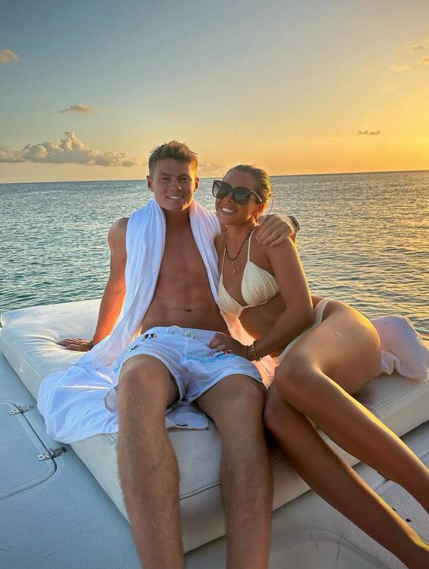 FOTO Kći slavnog nogometaša obožava konje i jahanje. Proslavila se na 'Otoku ljubavi'