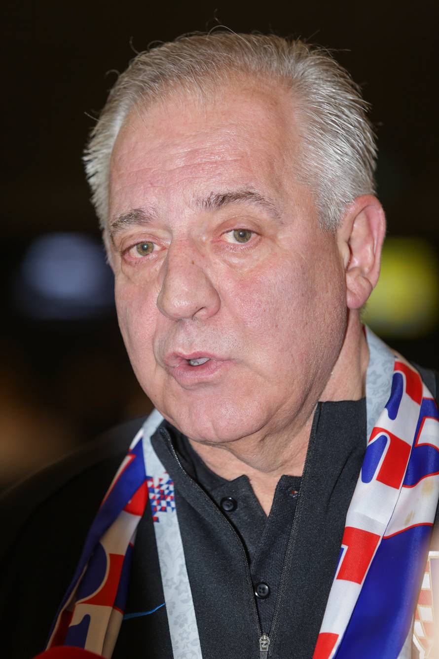 Zagreb: Brojne osobe iz javnog Å¾ivota odlaze Äarter letom na finalnu utakmicu HrV - FRA