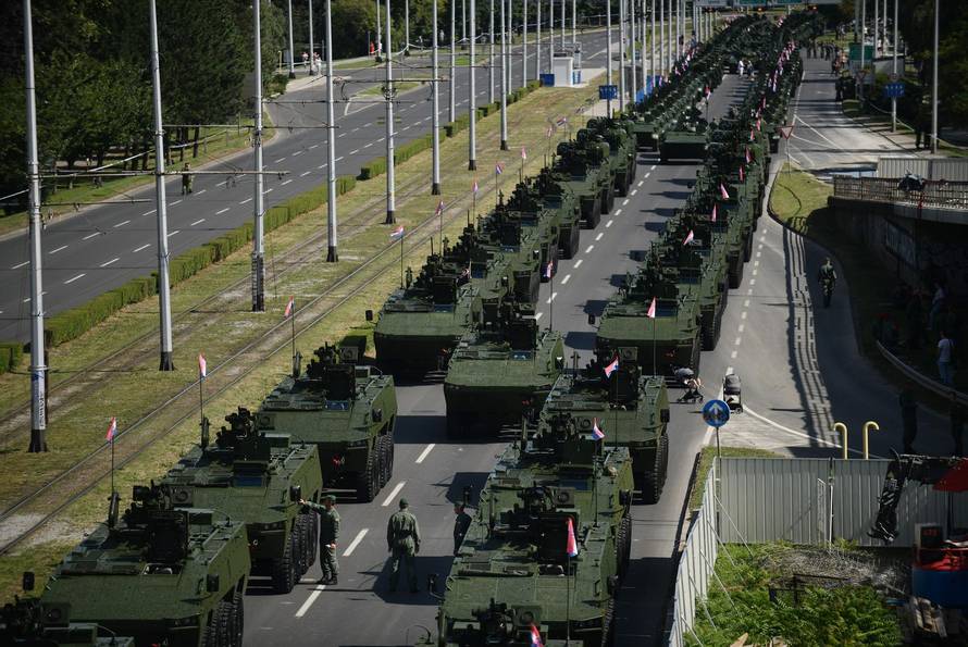Vojni mimohod - izbor najboljih fotografija