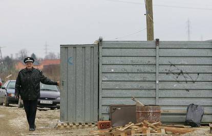 Sveta Klara: U kontejneru kraj gradilišta našli truplo 