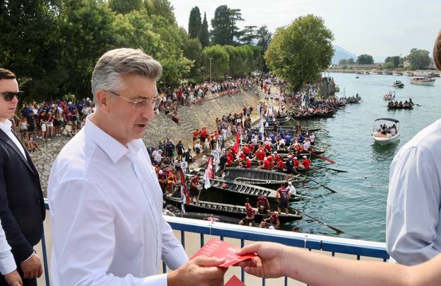 Metković: Tradicionalni 29. Maraton lađa