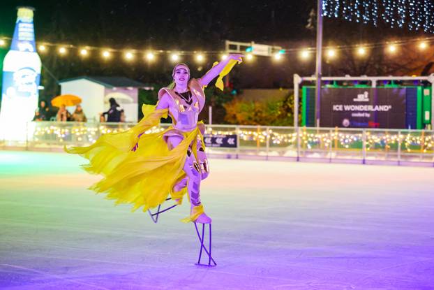 FOTO Otvoren je Ice Wonderland u Varaždinu: Najveće i najljepše klizalište u Hrvatskoj