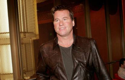 Val Kilmer ovo je objavio samo tjedan prije smrti:  'Vatra se ohladila, a ti si i dalje budan...'