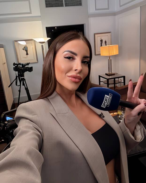 FOTO Zavela i Tottija i Mbappea. Sad mami poglede na terenima