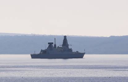 Britanski razarač HMS Defender u posjetu HRM-u i gradu Splitu