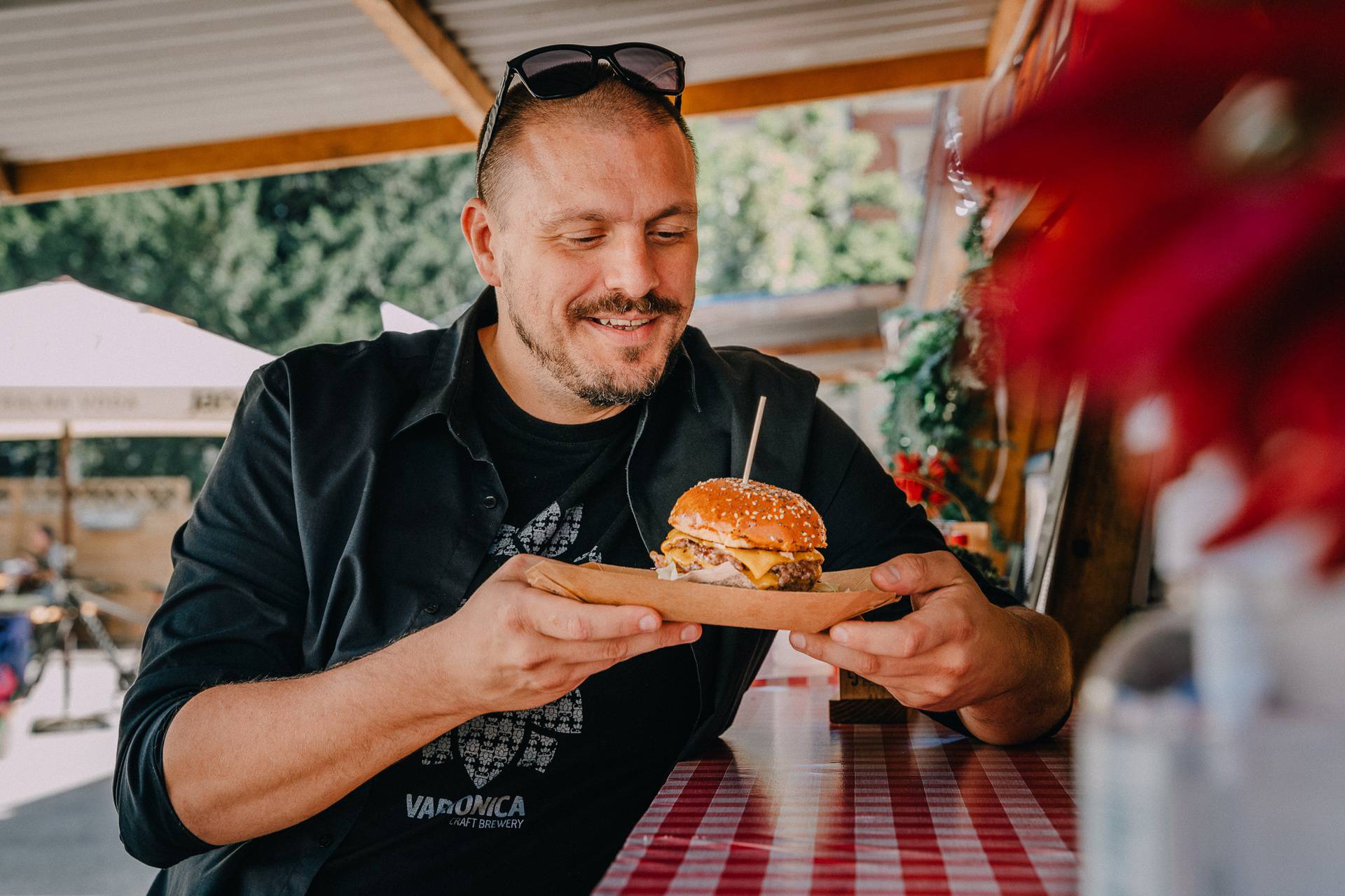 Otvoren Zagreb Burger Festival za sve ljubitelje mesnih delicija