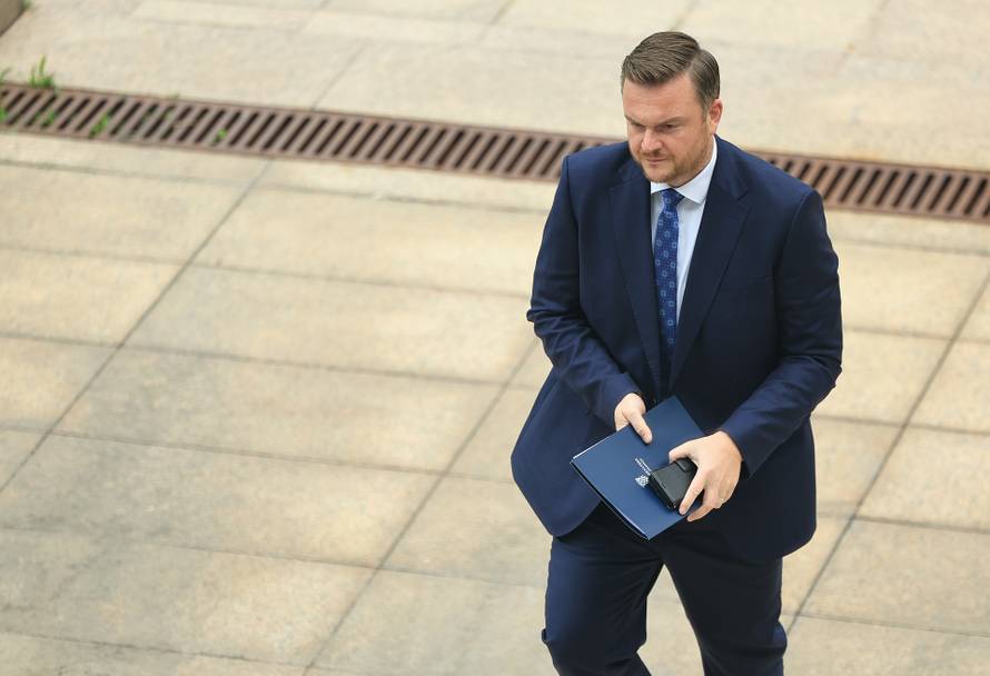 Zagreb: Dolazak ministara na 116. sjednicu Vlade RH