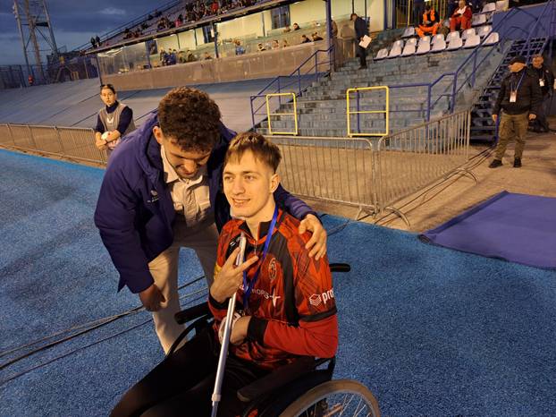 Potresne scene na Maksimiru: Igrač Kurilovca čija je nesreća ujedinila Hrvatsku izveo centar