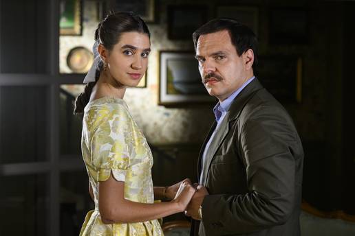 Evo &scaron;to vas &ccaron;eka u  sapunicama: Vice i &Ccaron;avka se potuku, a o&ccaron;ajni Domazet &zcaron;eli Katarinu natrag