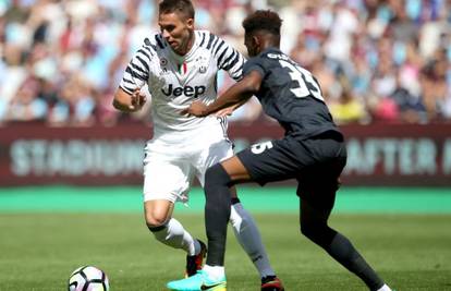 Pjaca kao Ronaldo: Nebeskim skokom zabio golčinu glavom