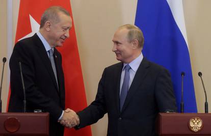 Putin i Erdogan traže rješenje smanjenja napetosti u Siriji...