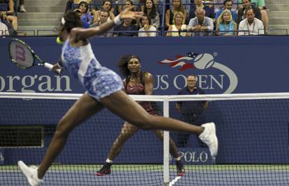 Serena je dobila stariju sestru Venus za polufinale US Opena