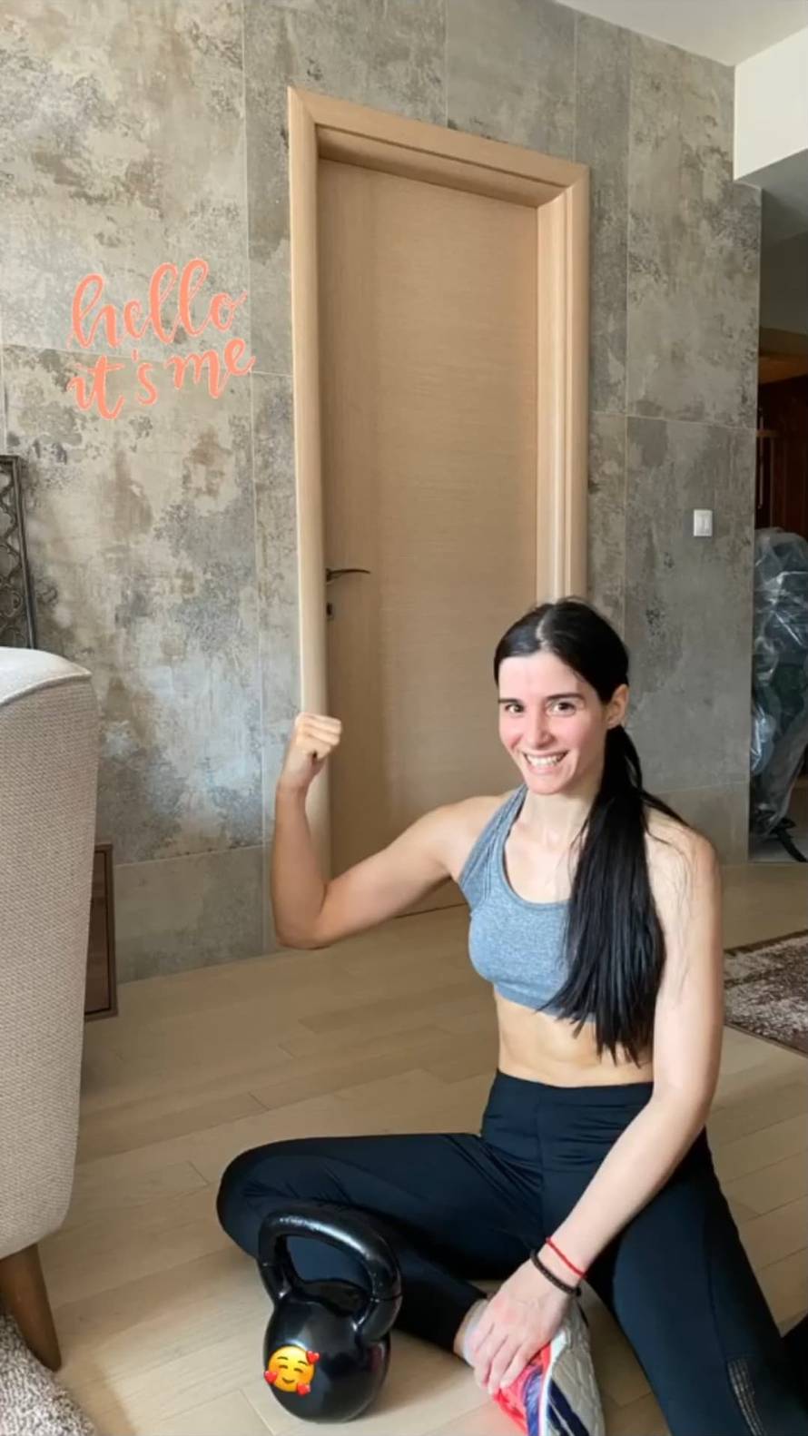 Karačić vježba sa zaručnicom u izolaciji: Koga Igor maltretira