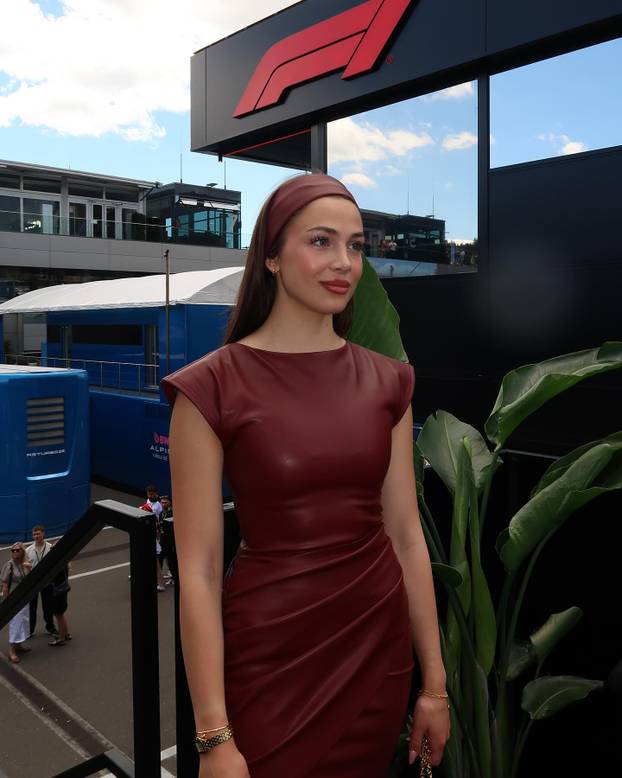 FOTO Češka vozačica zavela je rekordera F1 pa ga ostavila