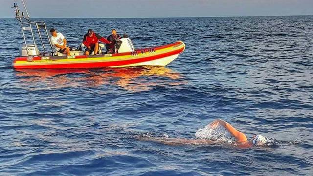 Cijelu zimu plivam u moru, sve zbog 10 sati maratona na 12C