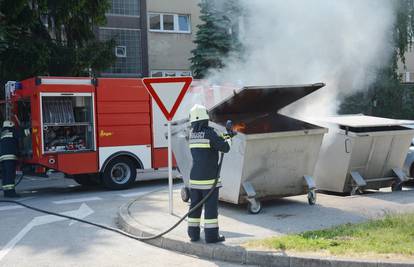 Uhitili Splićanina koji je zapalio čak  100 kontejnera za smeće