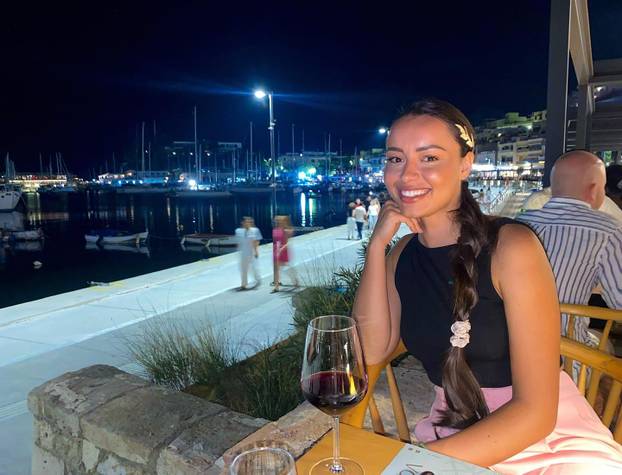 FOTO Srpkinja vodi košarkaše, voli Hrvatsku i ruši predrasude