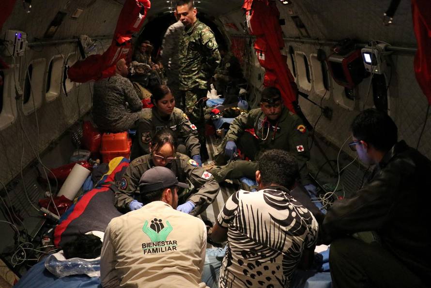 Children found alive in jungle weeks after plane crash, arrive at Bogota