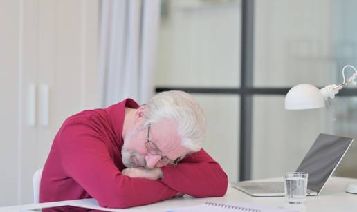 Razlozi za&scaron;to nam je sve te&zcaron;e spavati kako starimo i savjeti kako pobolj&scaron;ati san