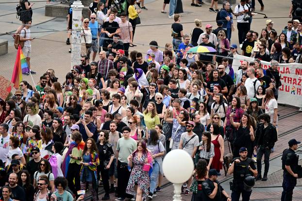 Zagreb: 25. Povorka ponosa LGBTIQ zajednice "Korak po korak, iskorak!"