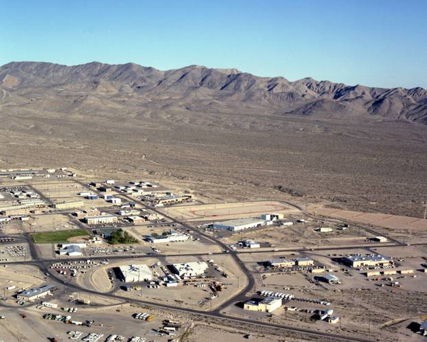 A91713 SADDLE MOUNTAIN PROJECT AERIALS-MERCURY BEN BENJAMIN (Project Engineer) SEP 24 91 EG&G/NTS PHOTO LAB Publication Date: 9/24/1991  AERIAL; AERIAL PHOTOGRAPHY; AERIAL SURVEYS; AERIALS; EDGERTON, GERMESHAUSEN & GRIER; EG&G; GROUND TEST REACTOR; LANDSC