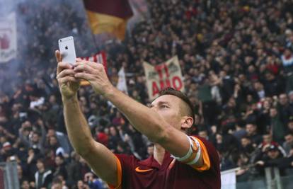 'Grande' Totti vratio Romu iz mrtvih u derbiju della Capitale