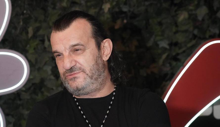 Beograd: Aca Lukas nastupio u restoranu Nacionalna Kasa