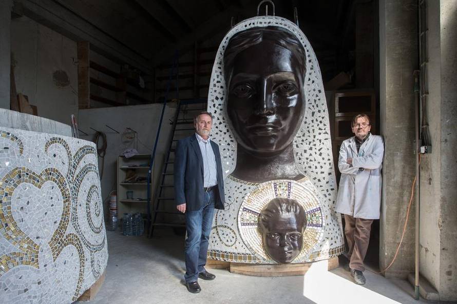 Gospa od Loreta - napravili su spomenik visok čak 17 metara