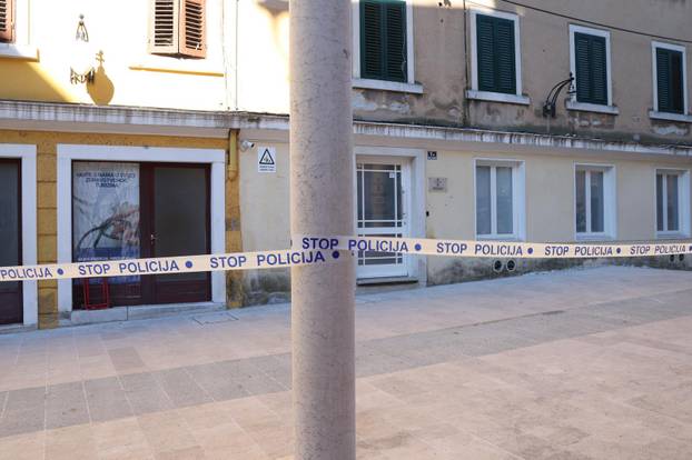 Šibenik: No?as pali komadi fasade na "starom pazaru"