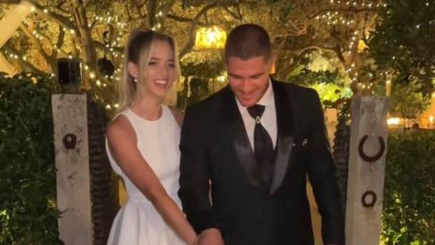 FOTO Majku je pratio do oltara, a sad se i sam oženio. Zvijezda rukometaša u braku s liječnicom