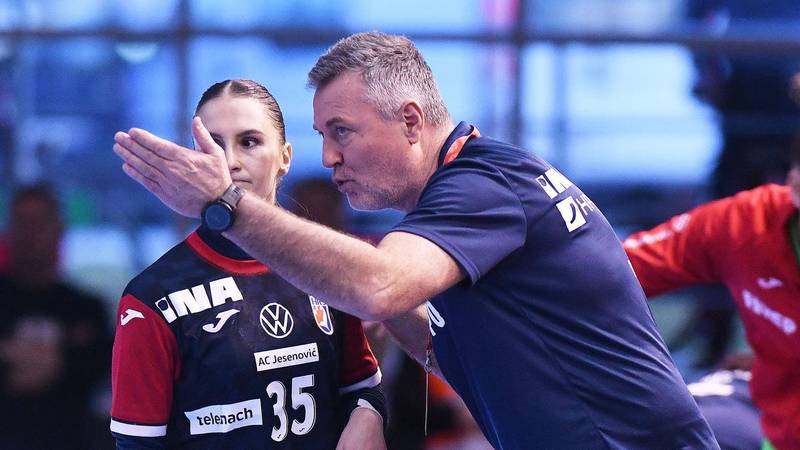 Ivica Obrvan: Zaslužen plasman Španjolki na Europsko, odnosno Svjetsko. Časno smo izgubili... 14 images 2025 14 pxl 030324 111097371