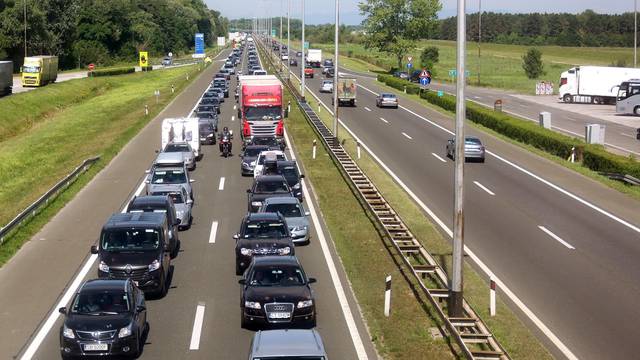 Prijevoznici: U Zagrebu ćemo u ponedjeljak usporavati promet