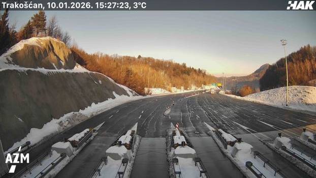 FOTO Pogledajte situaciju na autocestama: Snijeg još pada, stvara se poledica, ima i magle