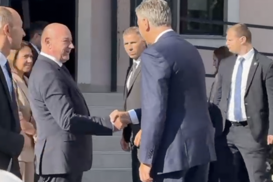 Premijer Plenkovi&cacute; stigao u Gospi&cacute; na sastanak