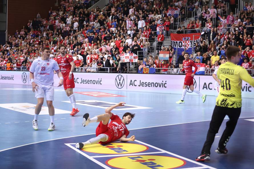 Osijek: Prijateljska utakmica između Hrvatske i Švicarske