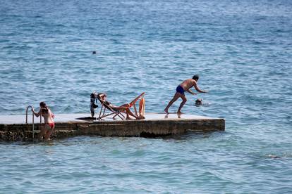 FOTO Plaža Kolovare u Zadru