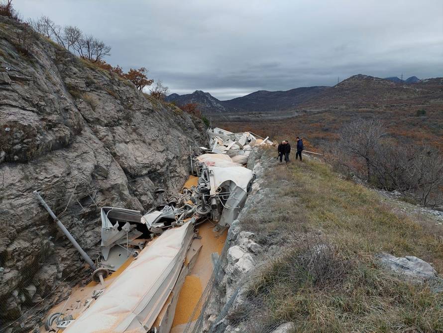 Prometnici zaustavljali jureći vlak: 'Javili su strojovođi, on je skočio i spašavao živu glavu'