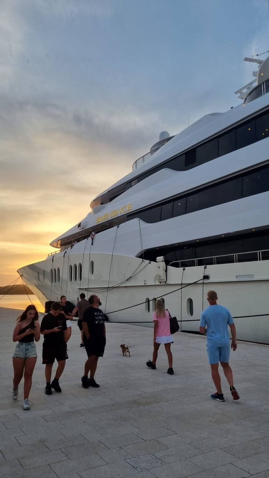 Megajahte slavnih kao hoteli: U njima su kina, liftovi i garaže...