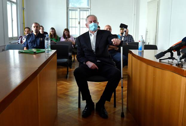 Bivšem premijeru Ivi Sanaderu po treći put počinje suđenje za ratno profiterstvo u aferi Hypo