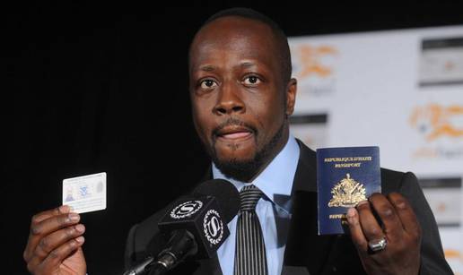 Reper Wyclef Jean lagao je da su ga upucali u ruku na Haitiju