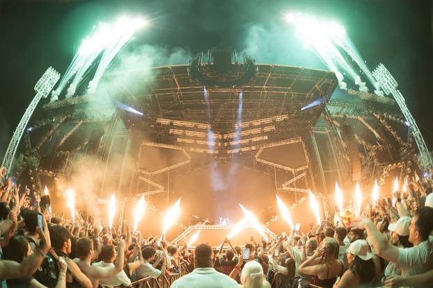 10.07.2026. Split -  Prva večer Ultra Europe Festivala DJ Afrojack. 