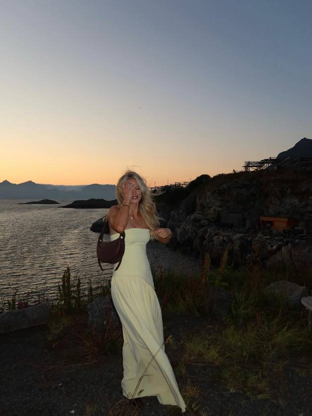 Ona je najveća navijačica Bodo Glimta. I sjajno igra nogomet