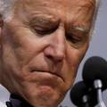 Joe Biden brani se od optužbe za neprimjeren poljubac
