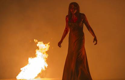 Točno na Noć vještica, danas, u kina stiže horor godine Carrie!