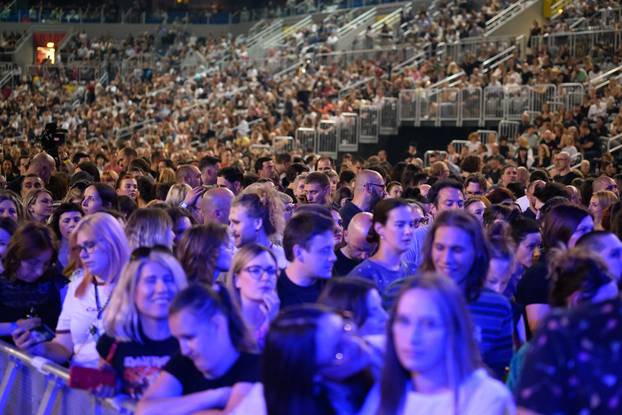 Urban održan koncert sa Simfonskij orkestrom HRT-a u Areni Zagreb