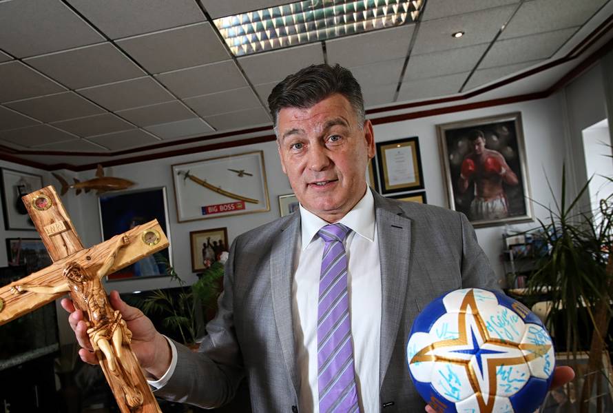 'Pratilo se koga nema, skidalo se s plaće ako nismo na misi...'