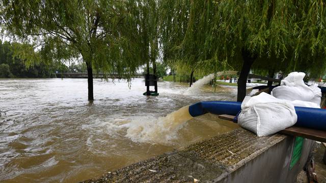 Mursko Središće: Rijeka Drava rekordan vodostaj od 537 centimetara